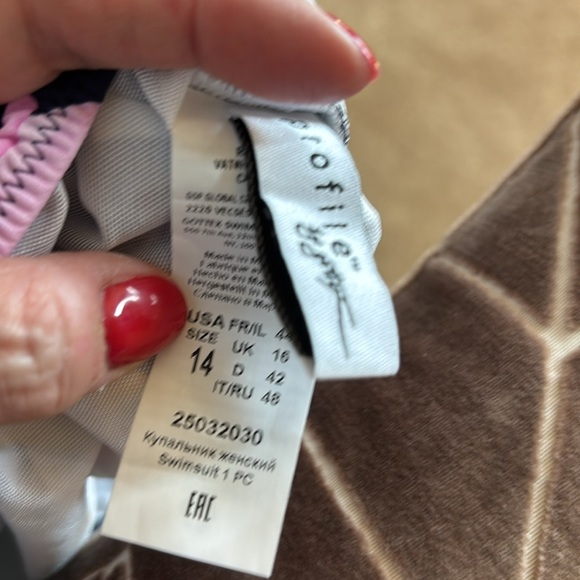 Profile By Gottex Women's Standard Holi Surplice 1 Piece Bathing Suit,Multicolor - Picture 10 of 10